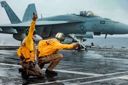 VFA-27 USS George Washington