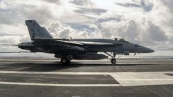 VFA-27 USS George Washington