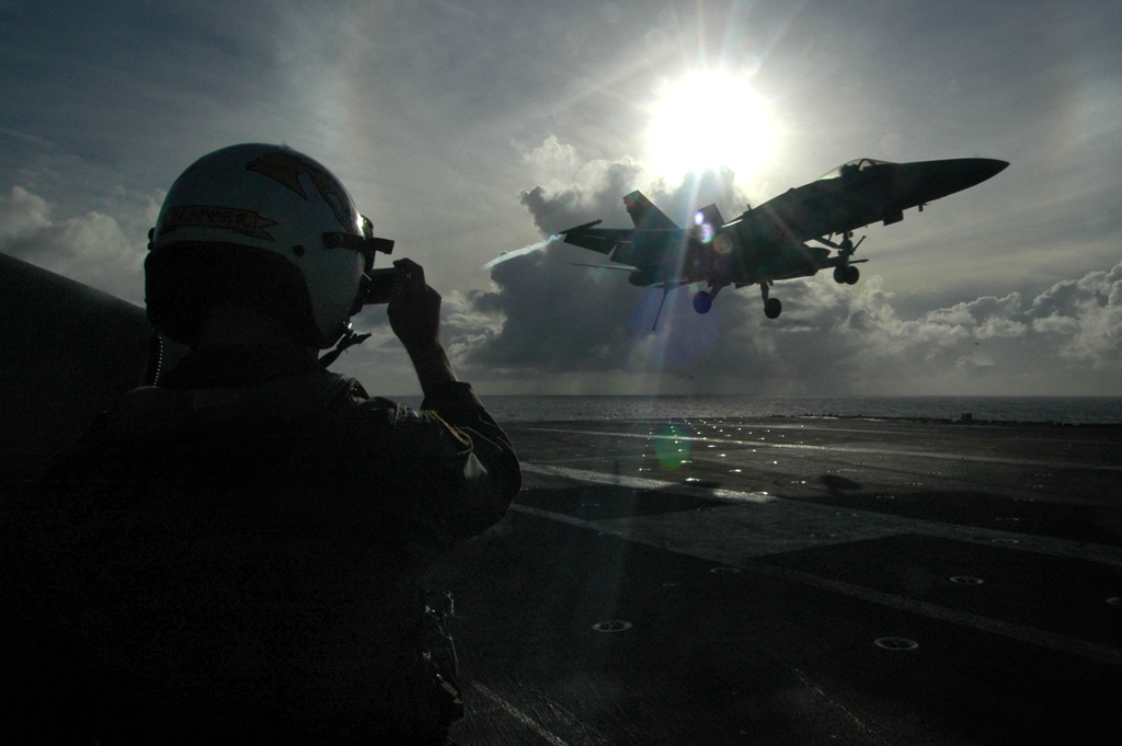 F/A-18C VFA-27 Royal Maces Hasegawa 00166