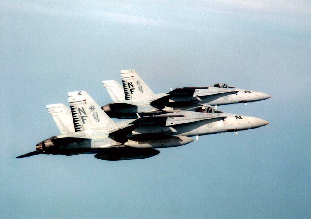 1/200 FA-18E スーパーホーネット アメリカ海軍 第27戦闘攻撃